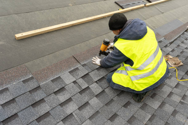 Best Roof Gutter Cleaning  in Athena, OR